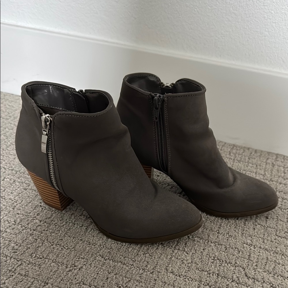 Stylish Gray Ankle Boots